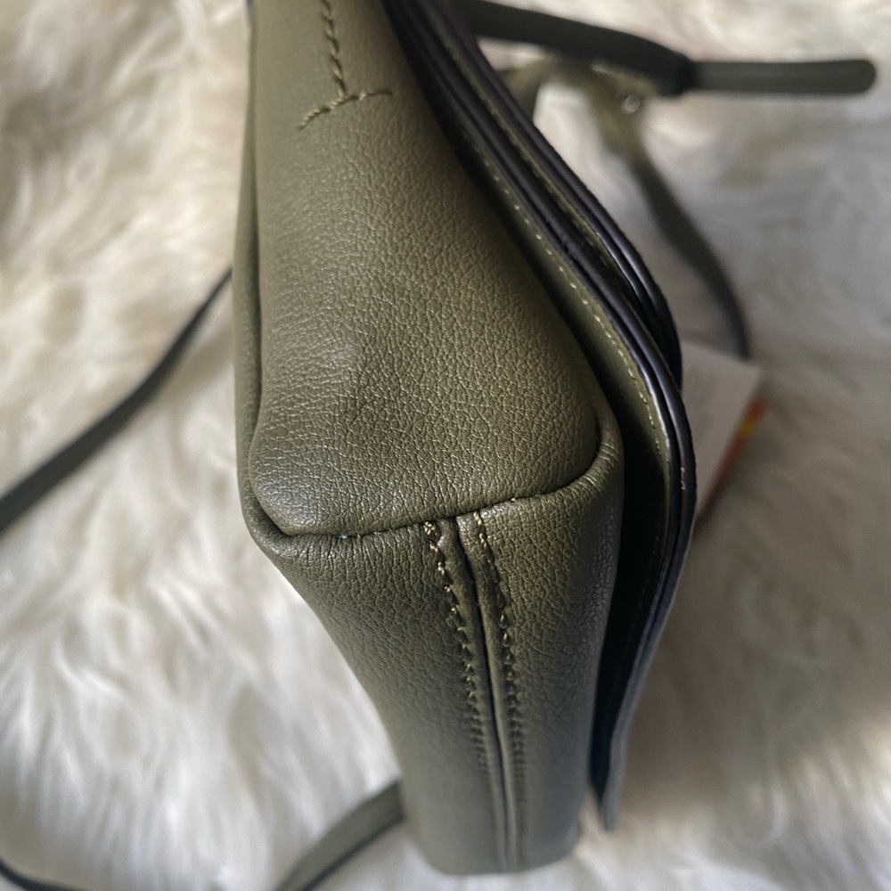 New Danielle Nicole $128 - image 6